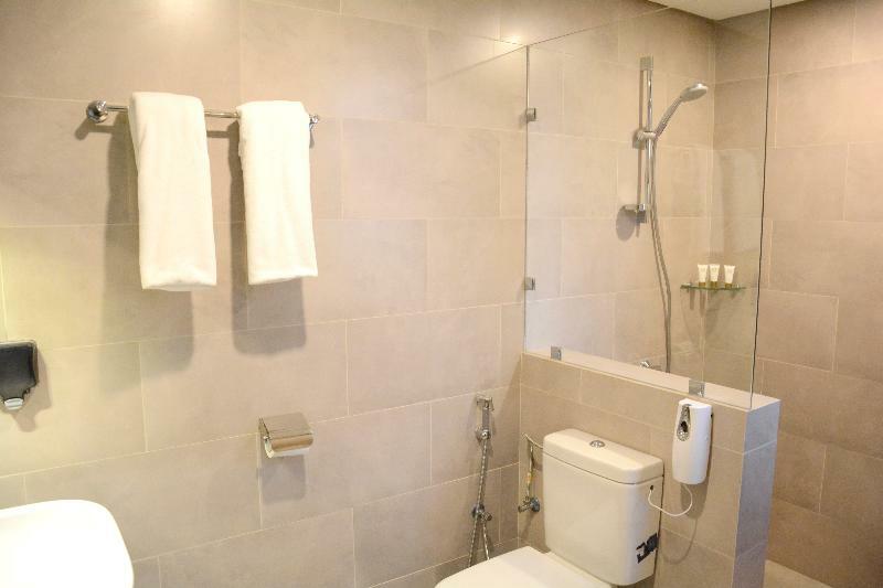ذا فيفتى ايت السالمية Aparthotel Kuwait City Exterior foto